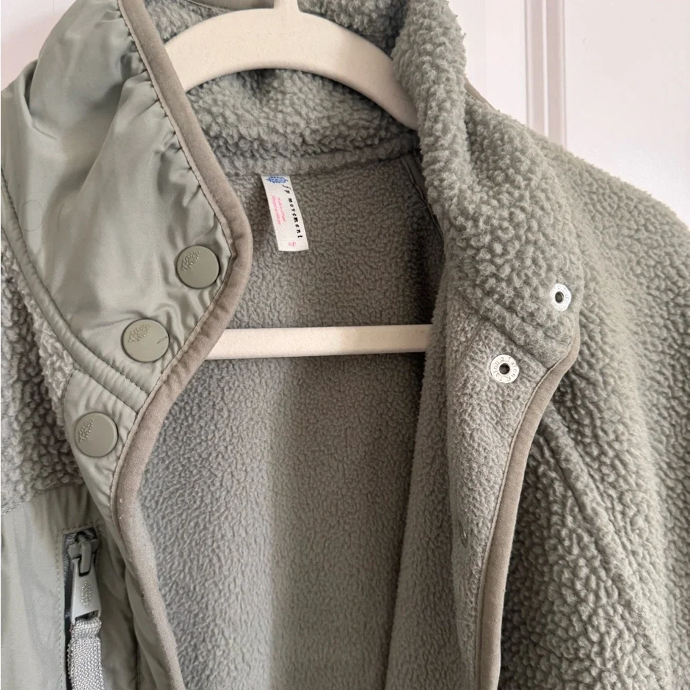 Free People Hit the Slopes Fleece Jacket - Picture 2 of 2